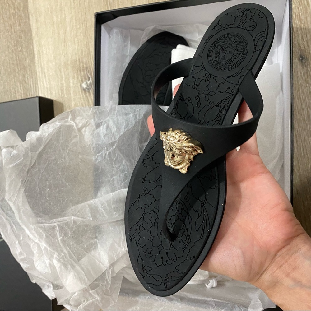 Versace sandals new with tags 7.5 w